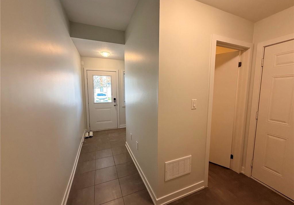 590-north-service-road-stoney-creek-ontario-40813332