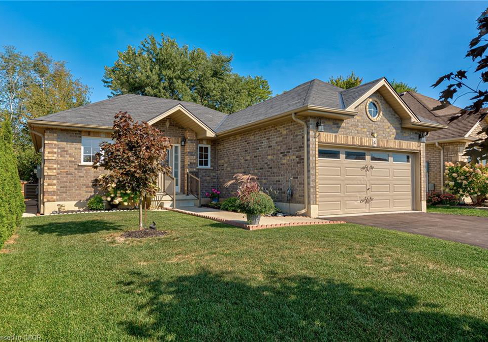 47-irving-drive-norwich-ontario-40813341