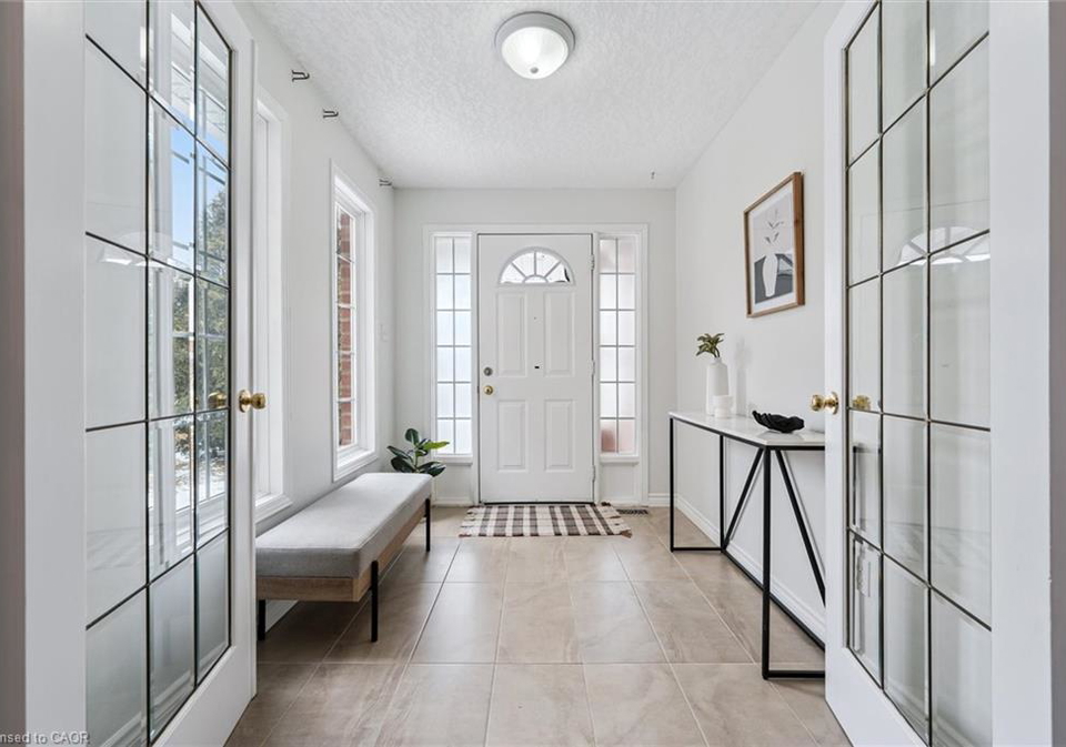 571-new-bedford-drive-waterloo-ontario-40813367