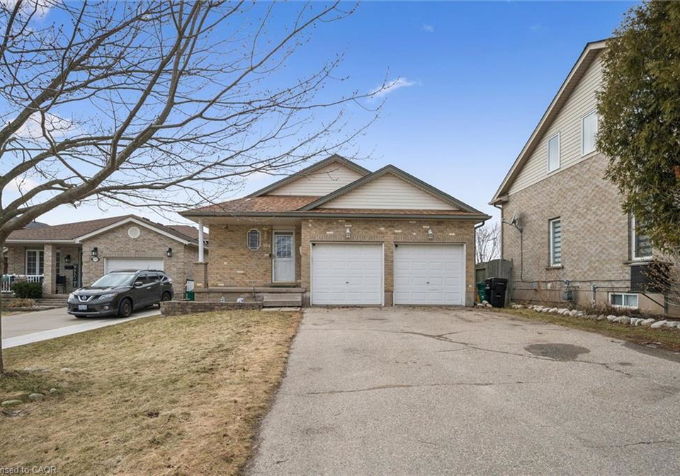104-kent-street-cambridge-ontario-40813384