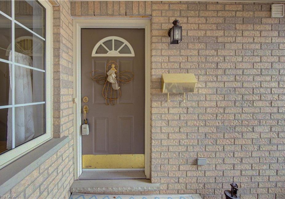 20-forrest-avenue-w-new-hamburg-ontario-40813431