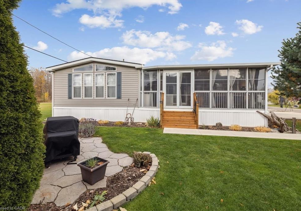 4449-milburough-line-burlington-ontario-40813456