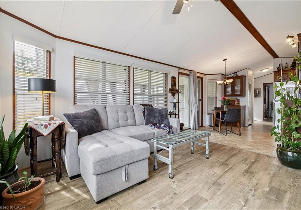 4449-milburough-line-burlington-ontario-40813456