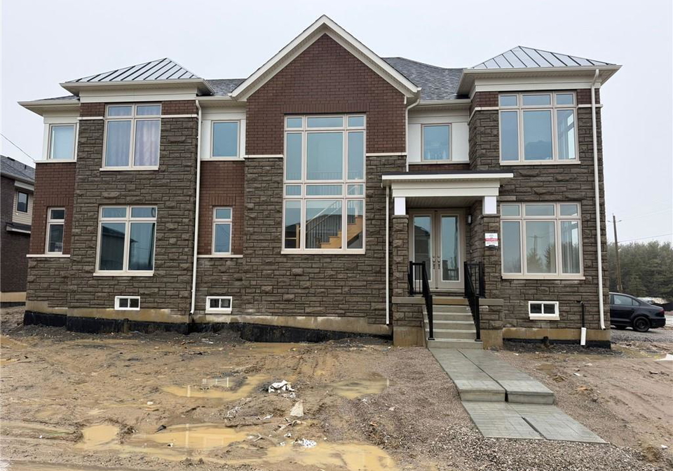 83-awrey-terrace-binbrook-ontario-40813458