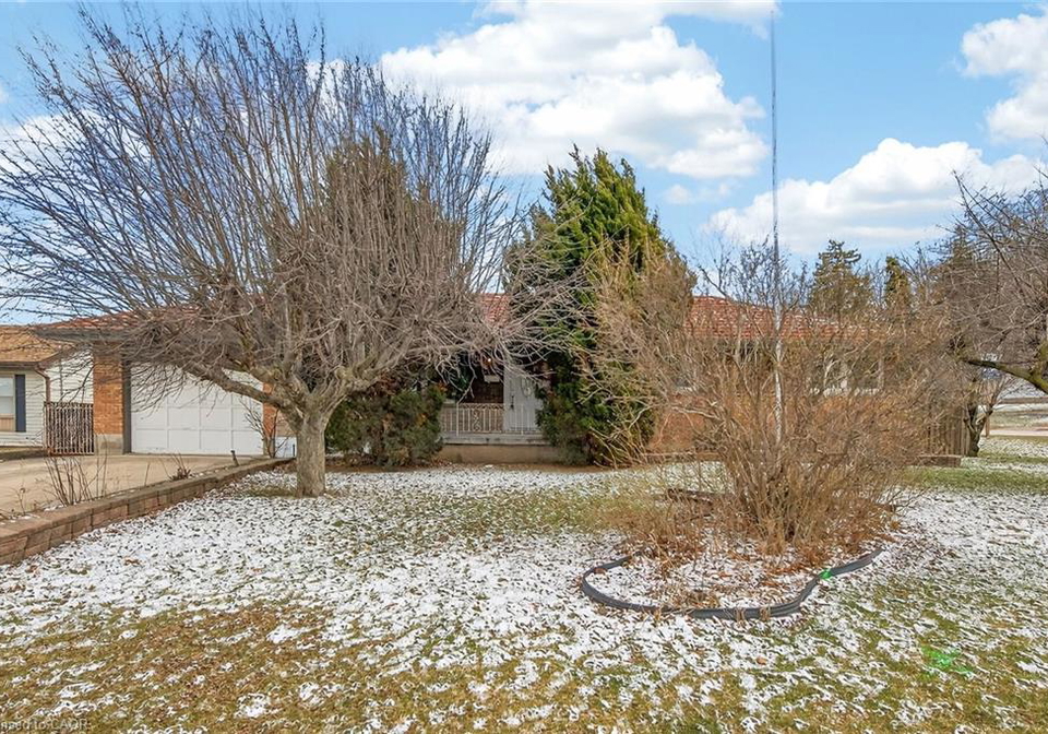 82-millen-road-stoney-creek-ontario-40813462