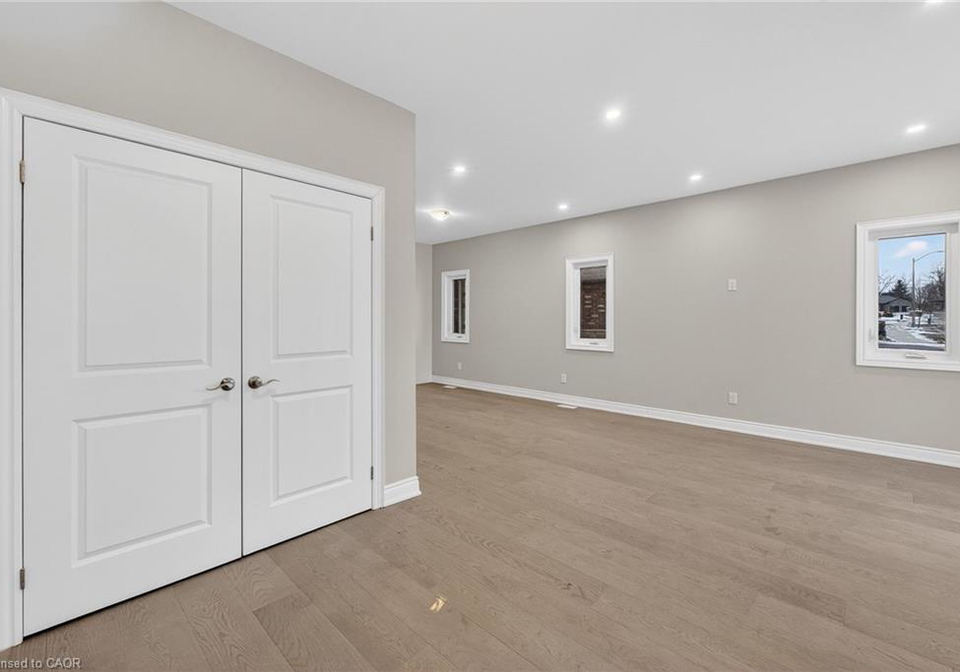 201-hetram-court-fort-erie-ontario-40813486