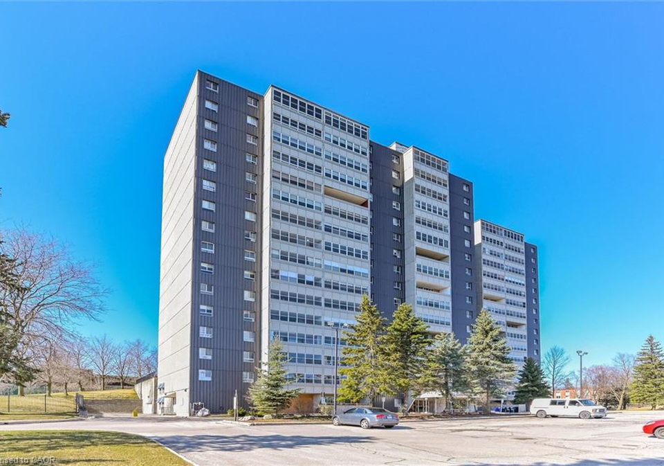 225-harvard-place-waterloo-ontario-40813500
