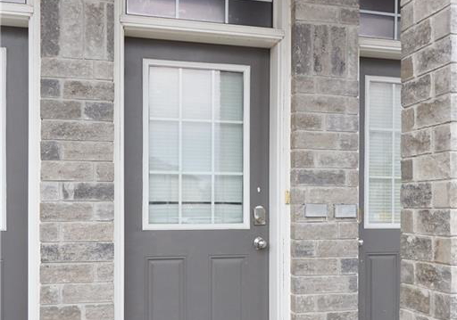 240-westmeadow-drive-kitchener-ontario-40813507