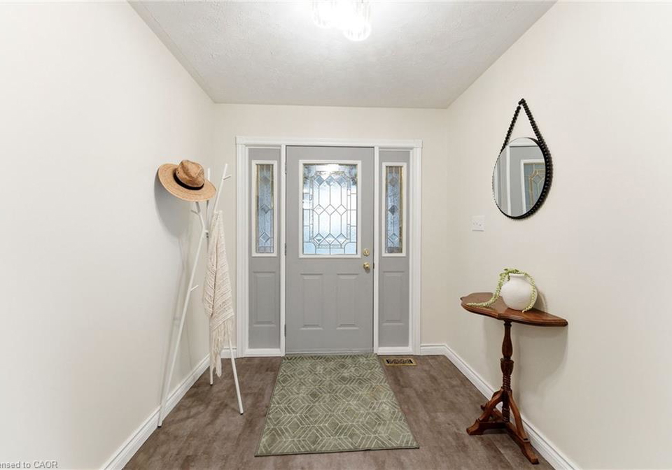 72-wade-road-smithville-ontario-40813525