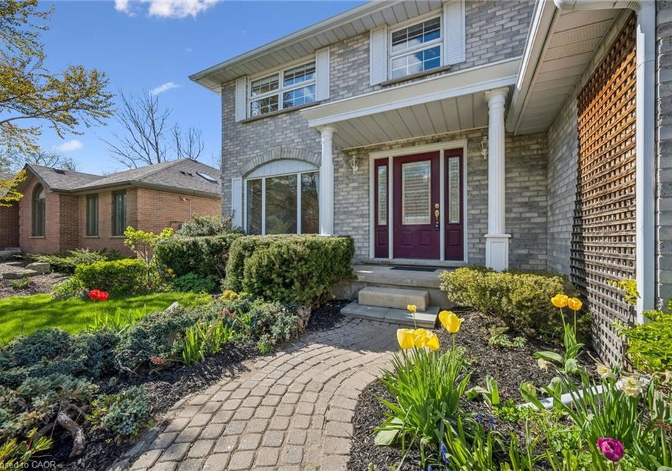 363-northlake-drive-waterloo-ontario-40813535