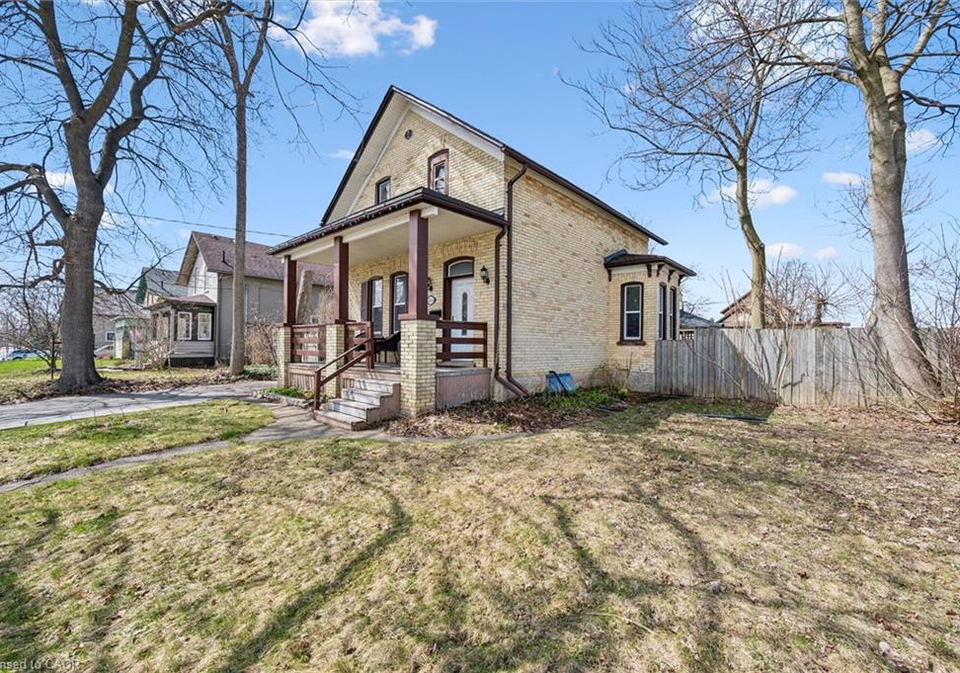 156-wellington-street-n-kitchener-ontario-40813544