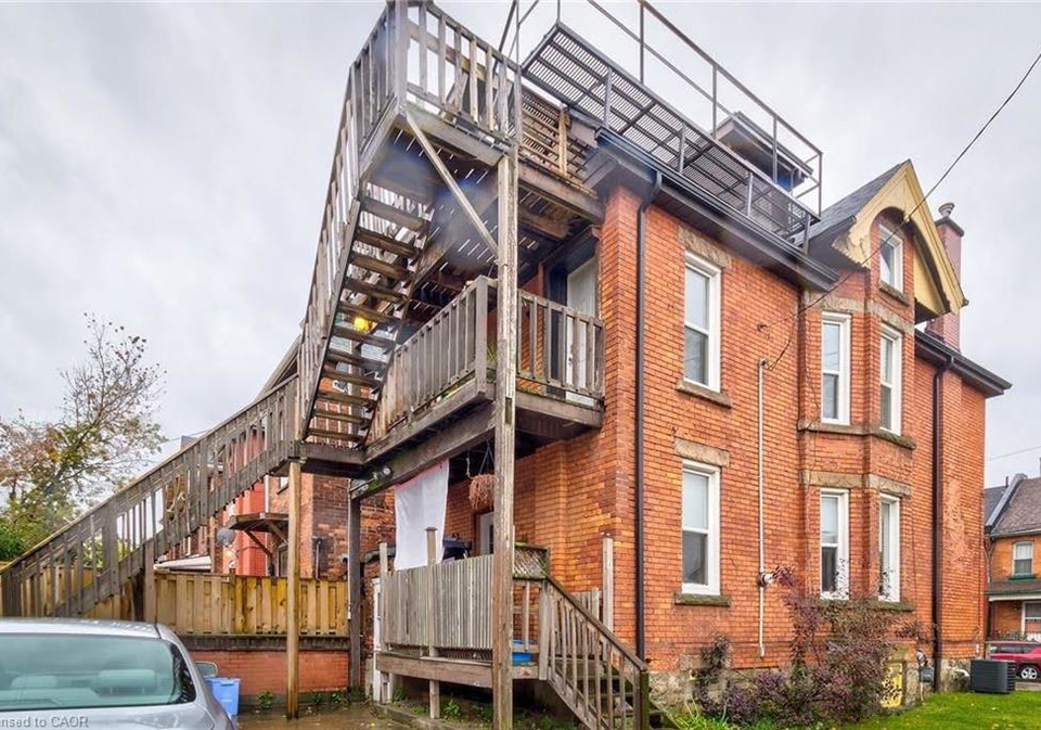 44-ashley-street-hamilton-ontario-40813555