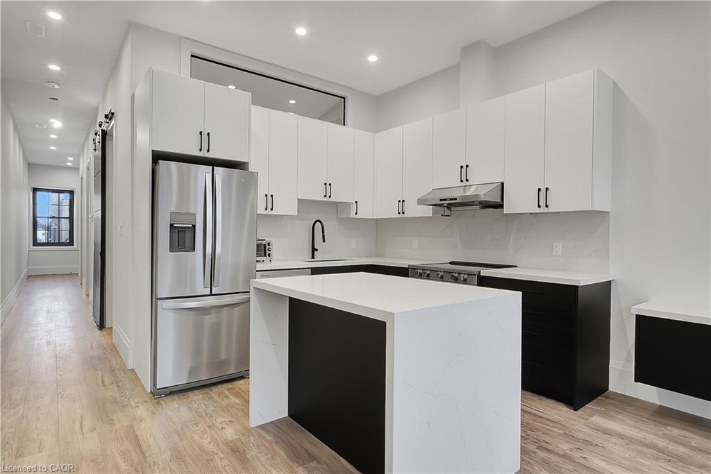 29-main-street-cambridge-ontario-40813562