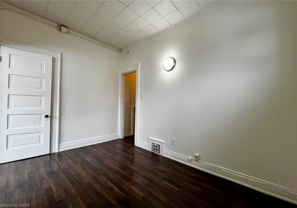299-central-avenue-london-ontario-40813580
