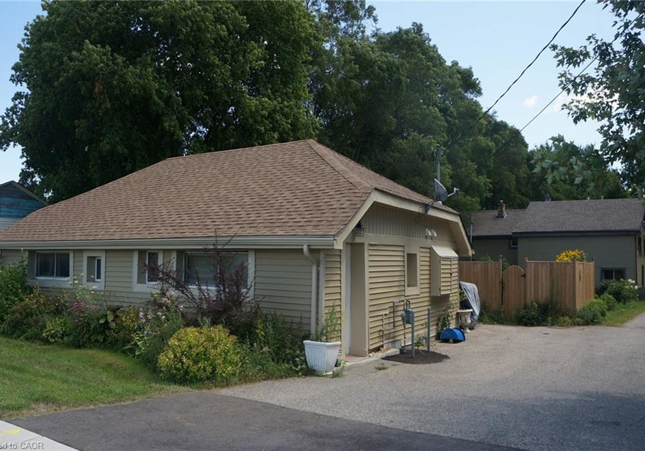 87-93-north-town-line-w-ingersoll-ontario-40813629