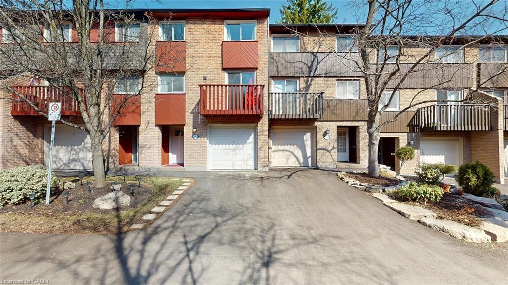 1967-main-street-w-hamilton-ontario-40813646