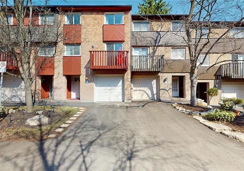 1967-main-street-w-hamilton-ontario-40813646