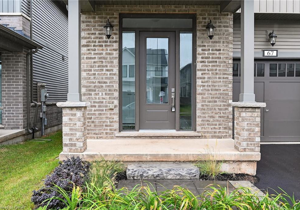 67-starfire-crescent-stoney-creek-ontario-40813672