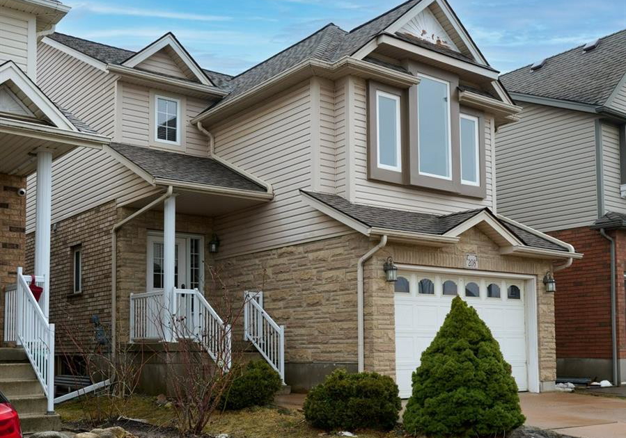 208-sienna-crescent-kitchener-ontario-40813749