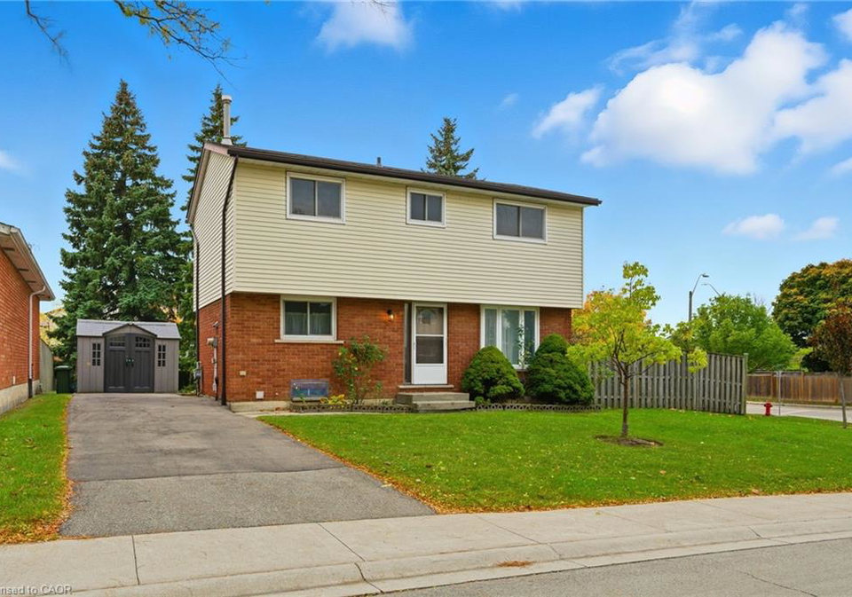 28-bacall-crescent-hamilton-ontario-40813809