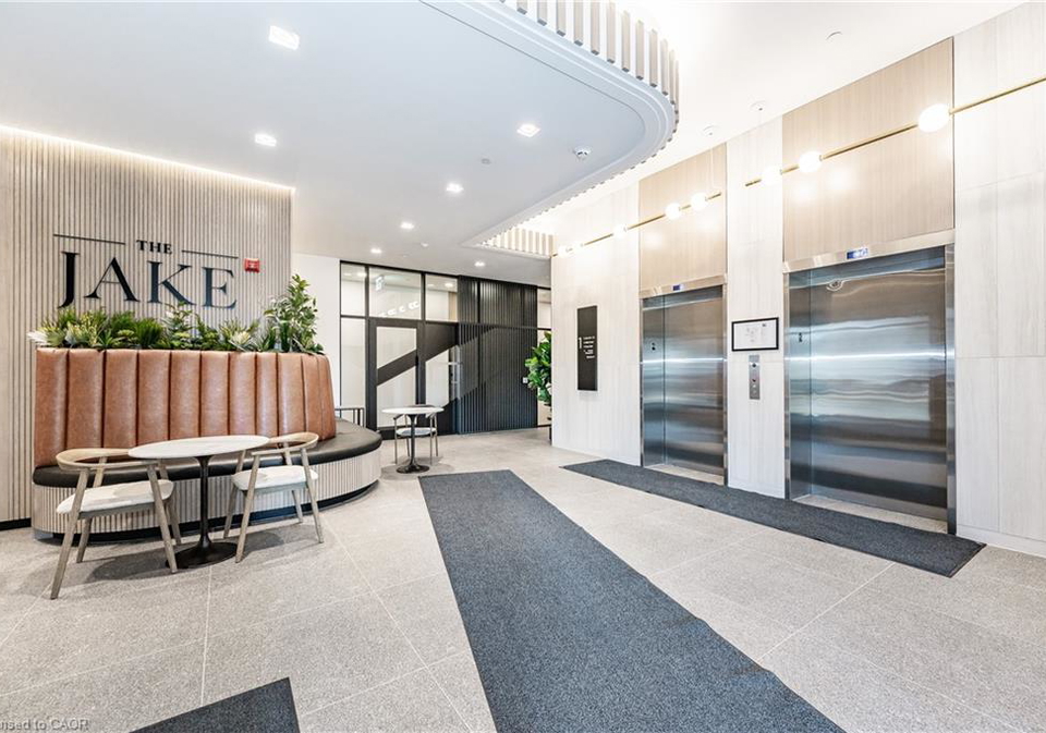 101-golden-eagle-road-waterloo-ontario-40813811