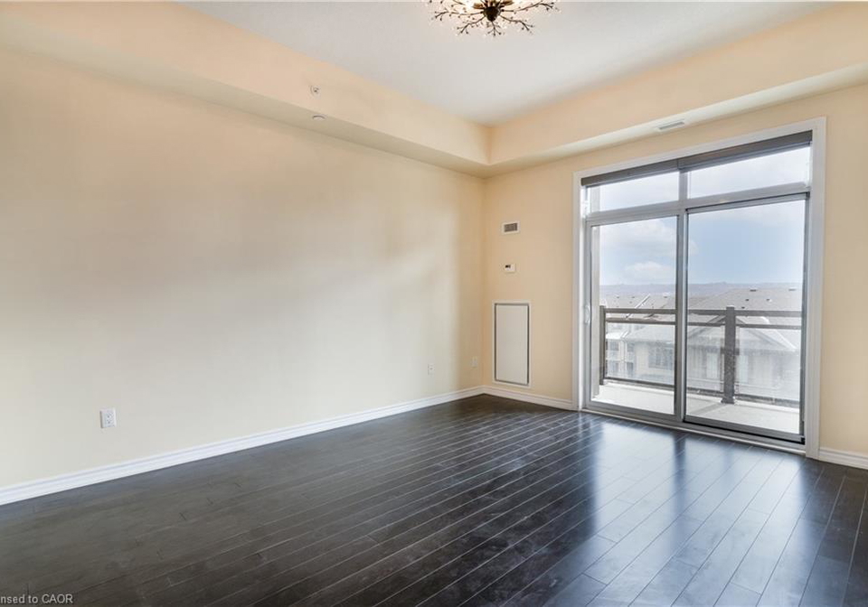 35-southshore-crescent-stoney-creek-ontario-40813834
