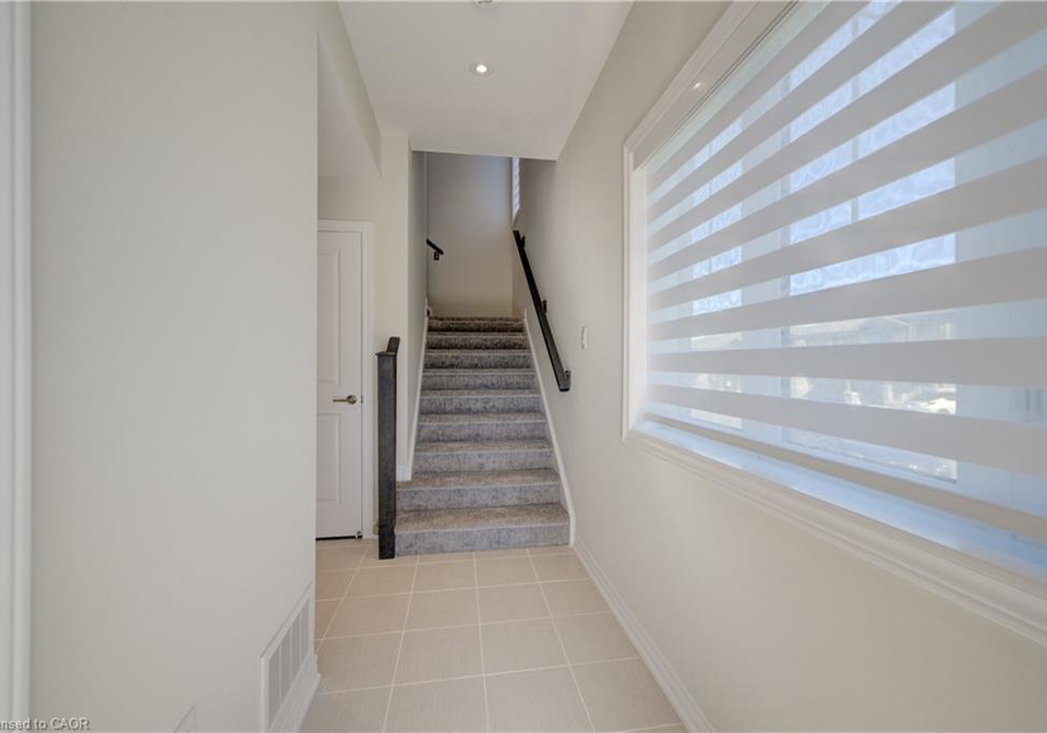 10-birmingham-drive-cambridge-ontario-40813836