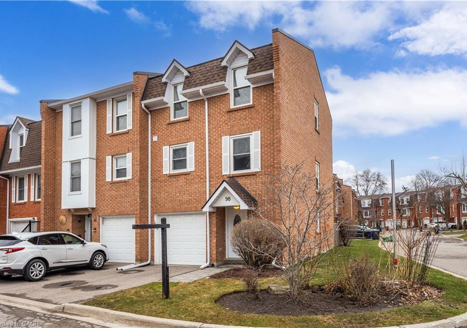 333-meadows-boulevard-mississauga-ontario-40813876