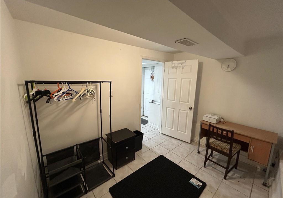 568-oakwood-avenue-york-ontario-40813955