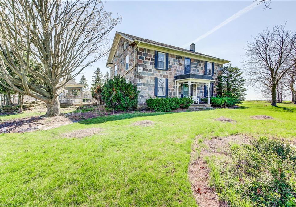 4157-huron-road-new-hamburg-ontario-40813968
