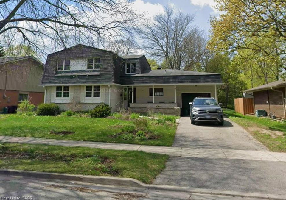 18-cyprus-drive-kitchener-ontario-40813982
