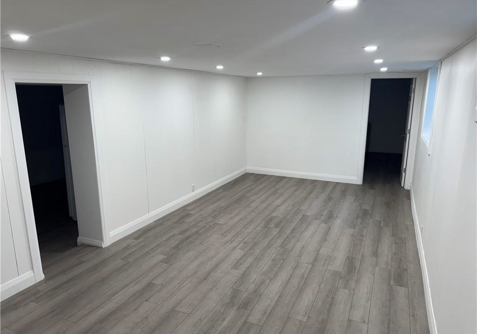 18-cyprus-drive-kitchener-ontario-40813982