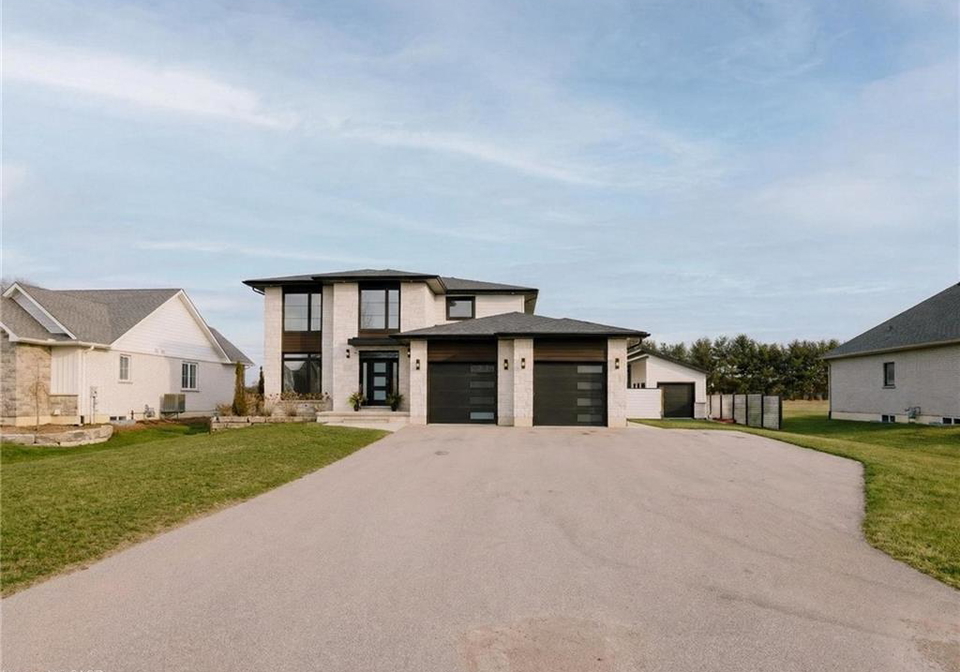 8476-imperial-road-aylmer-ontario-40813993