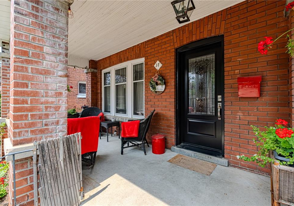 37-egerton-street-brantford-ontario-40813997