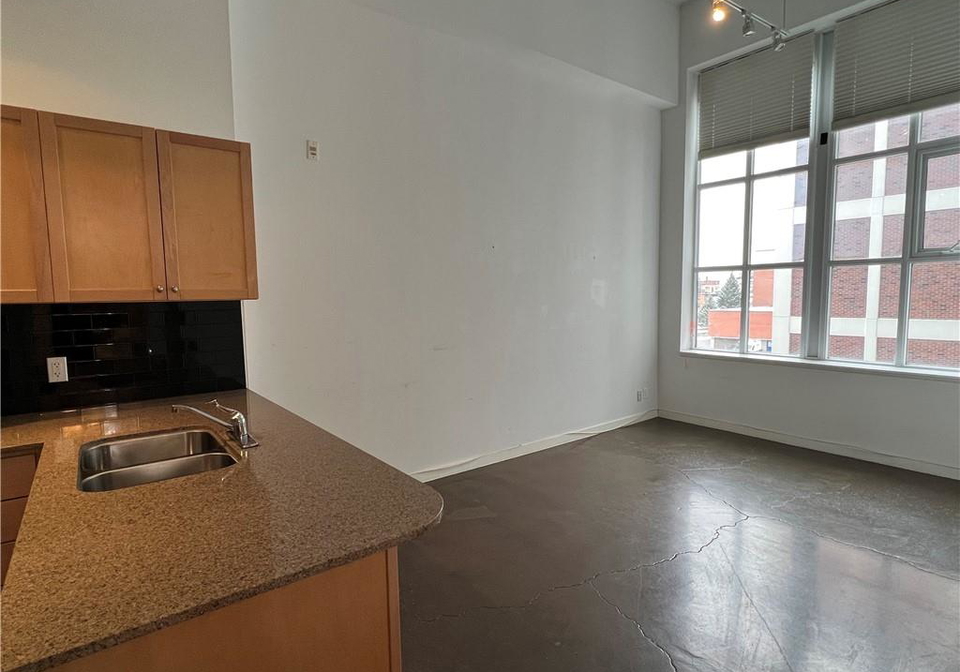 404-king-street-w-kitchener-ontario-40814013