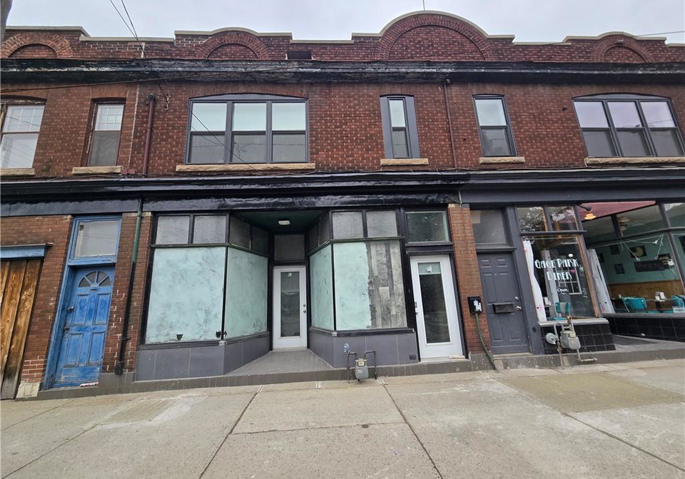 9715-main-street-e-hamilton-ontario-40814017