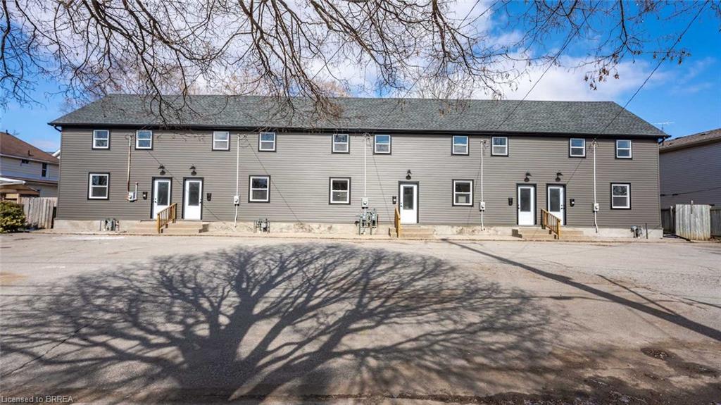 57-winniett-street-brantford-ontario-40814028