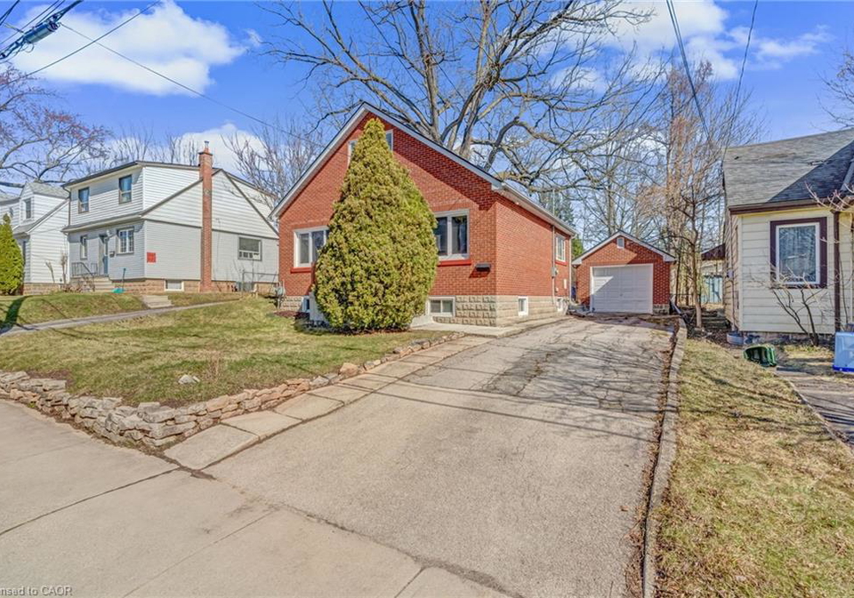 23-clifford-street-hamilton-ontario-40814056