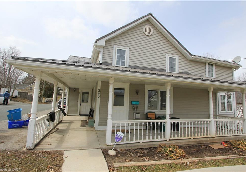 1343-king-street-n-woolwich-ontario-40814073