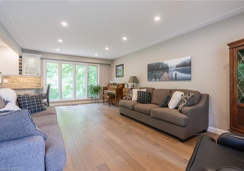 3-maple-drive-stoney-creek-ontario-40814096