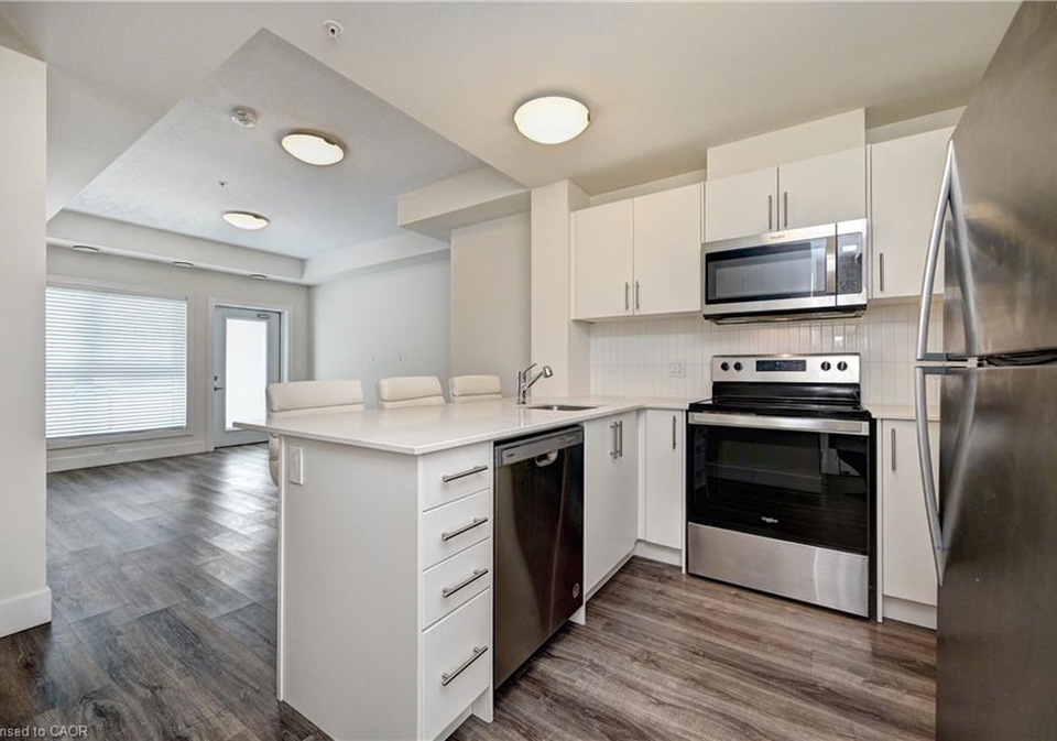 1101-lackner-boulevard-kitchener-ontario-40814106