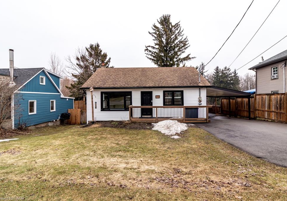 1719-snyders-road-e-petersburg-ontario-40814114