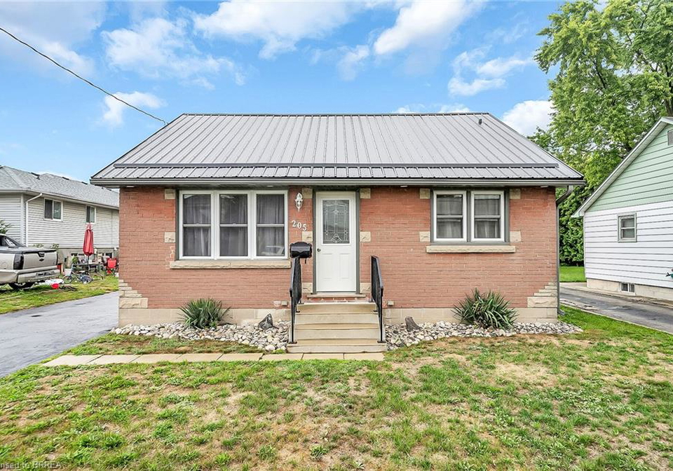 205-crysler-street-delhi-ontario-40814130