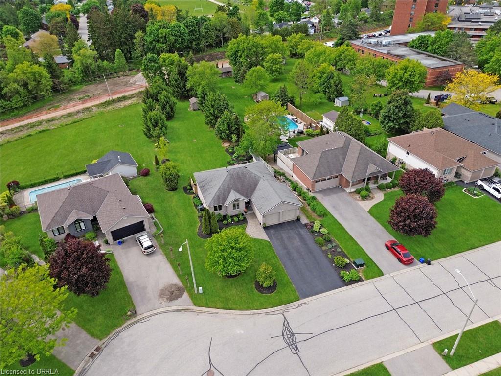 25-bradbury-crescent-paris-ontario-40814131