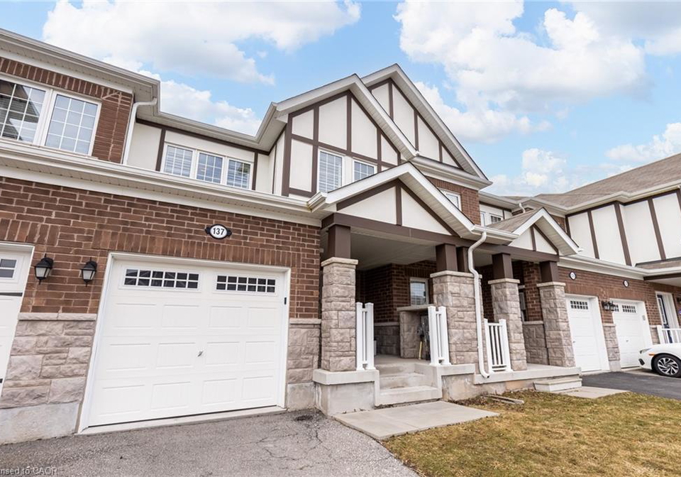 137-mcmonies-drive-hamilton-ontario-40814137
