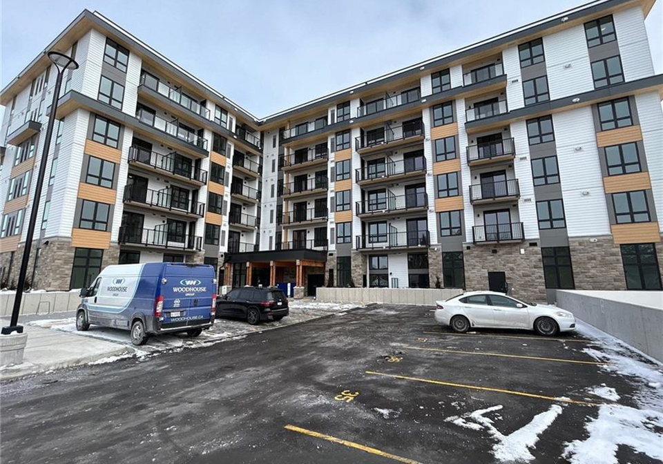 101-golden-eagle-road-waterloo-ontario-40814146