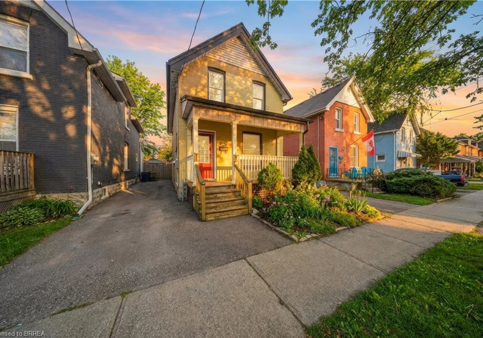 135-marlborough-street-brantford-ontario-40814161