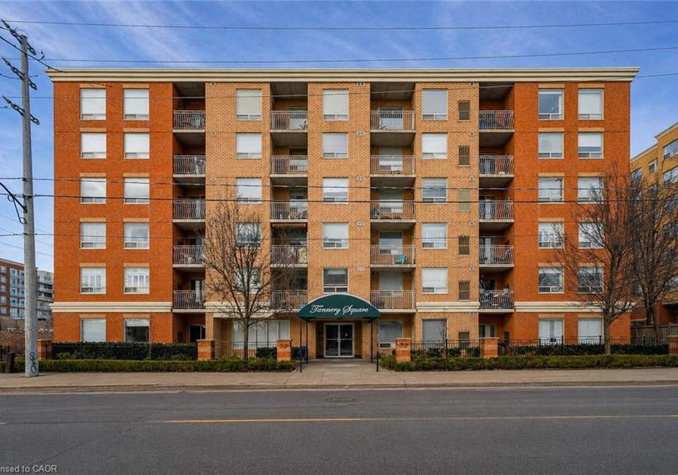 32-tannery-street-mississauga-ontario-40814185