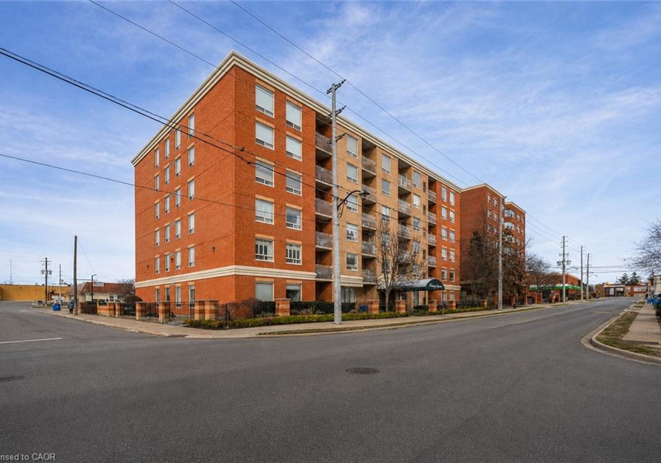32-tannery-street-mississauga-ontario-40814185