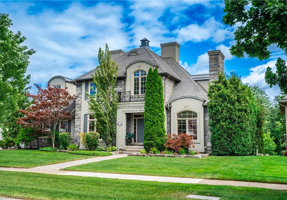 3542-matthews-drive-niagara-falls-ontario-40814207